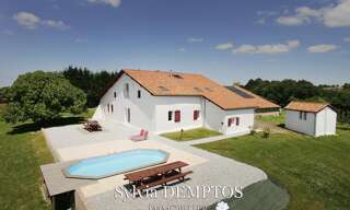 Maison 10 Pièces 350 m² à vendre à Salies-de-Béarn (64270)