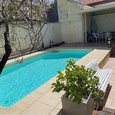 Maison 8 pièces 999000 €