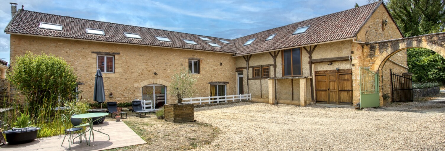 Maison 20 Pièces 550 m² à vendre à Daglan (24250)