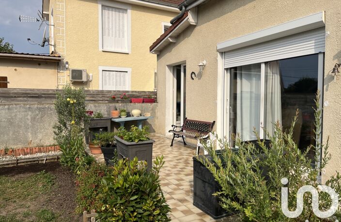 Vente Maison/villa 4 pièces — photo 2