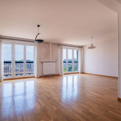 Appartement 5 pièces 217000 €