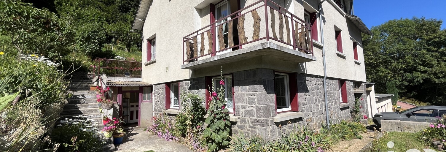 Immeuble  213 m² à vendre à Mont-Dore (63240)