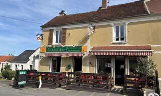 Commerce  130 m² à vendre à Saint-Siméon (77169)