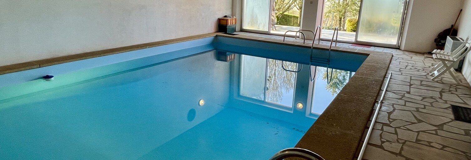 Maison 6 Pièces 223 m² à vendre à Mirebeau (86110)