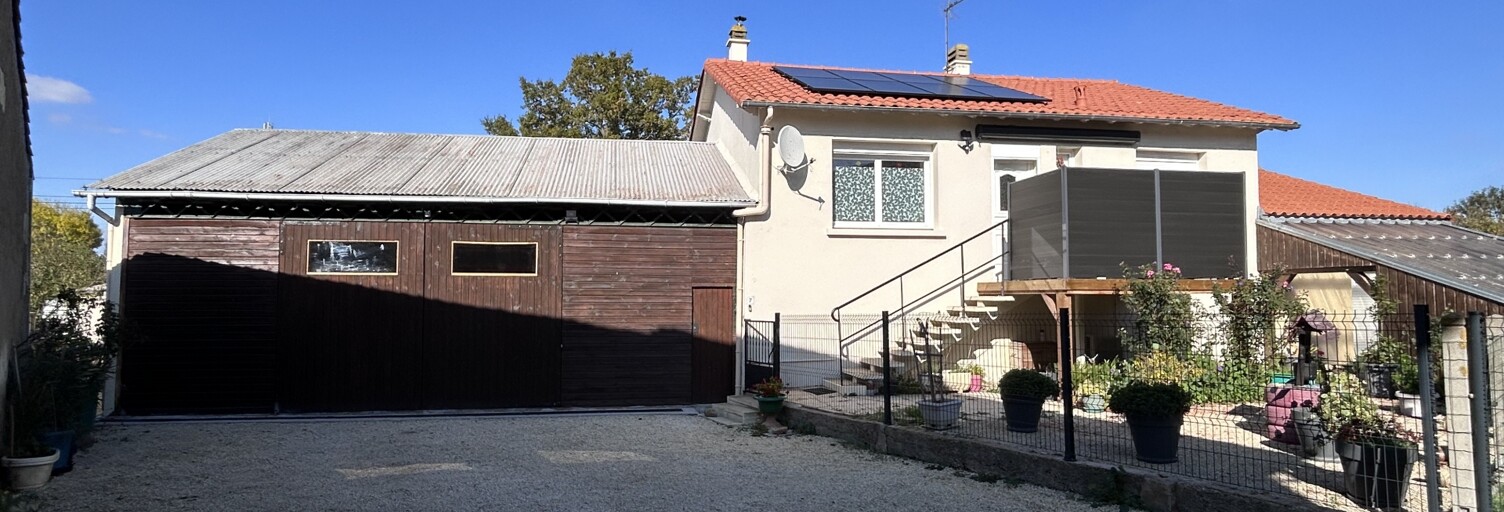 Maison 4 Pièces 106 m² à vendre à Argenton-l'Église (79290)