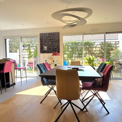 Maison 5 pièces 555000 €