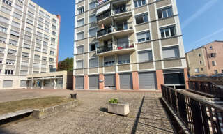 Bureau  225 m² à vendre à Villefranche-sur-Saône (69400)