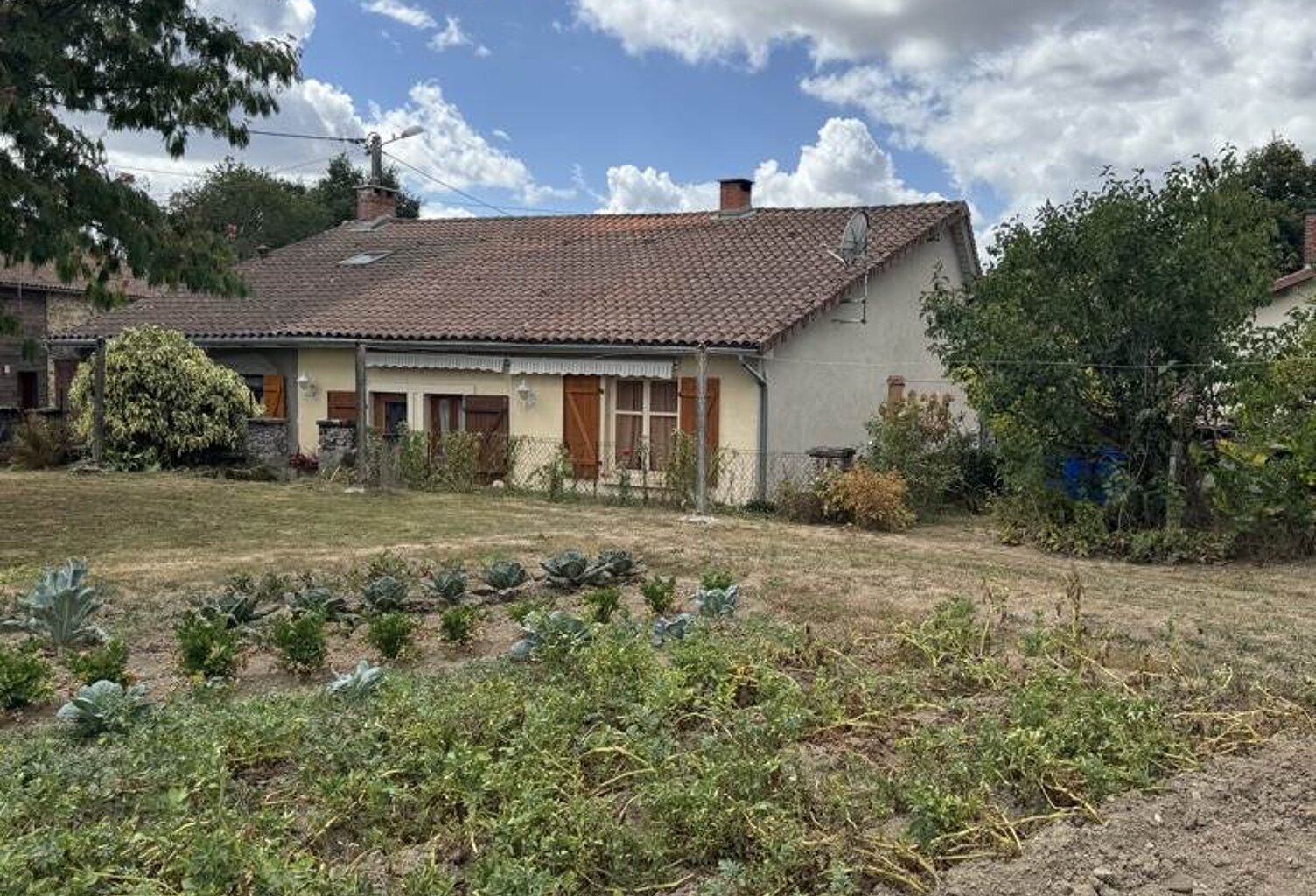 Maison en pierre de 6 pièces principales — photo 1