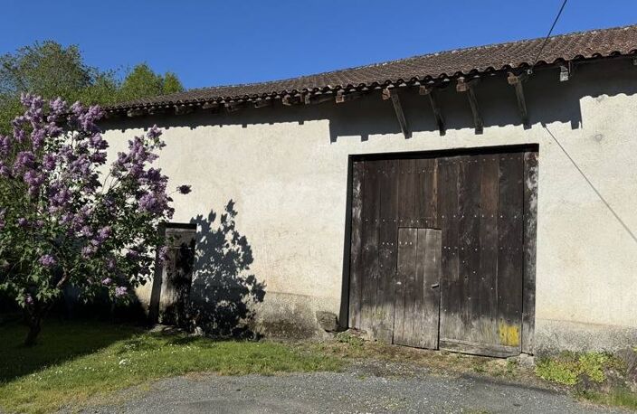 Maison en pierre de 6 pièces principales — photo 2