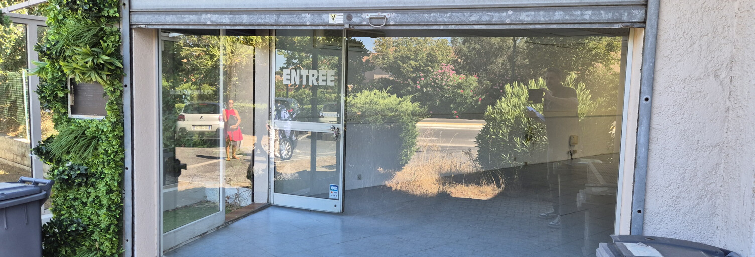 Commerce  64 m² à louer à Six-Fours-les-Plages (83140)