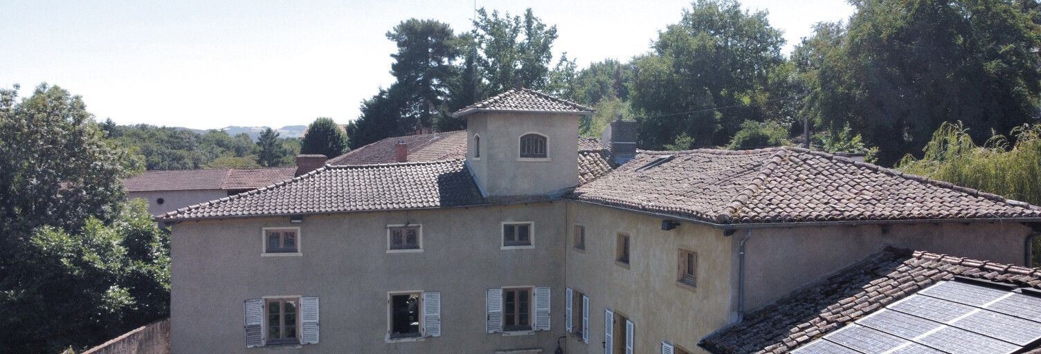 Maison 9 Pièces 220 m² à vendre à Bessenay (69690)