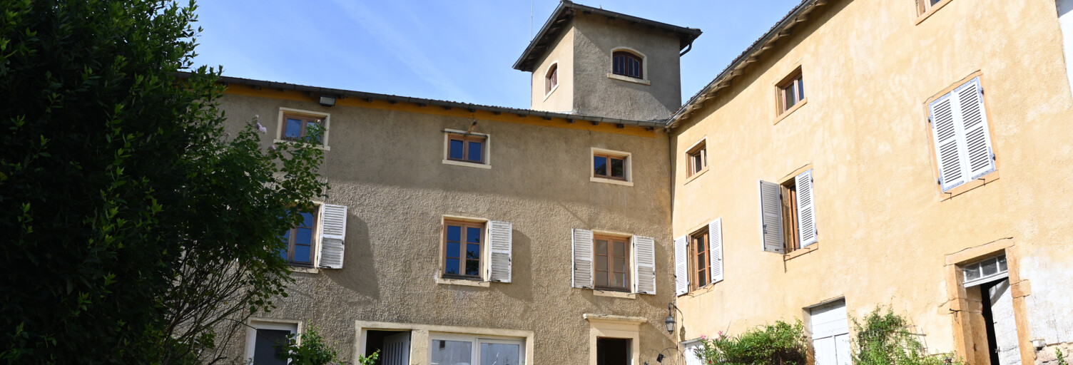 Maison 9 Pièces 220 m² à vendre à Bessenay (69690)