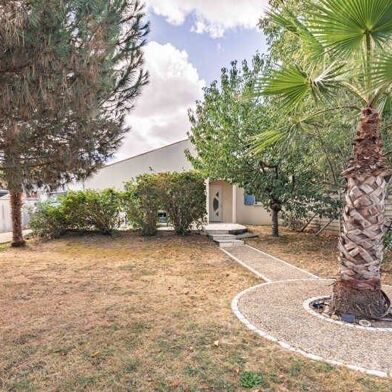 Maison 12 pièces 384900 €