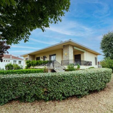 Maison 8 pièces 348480 €