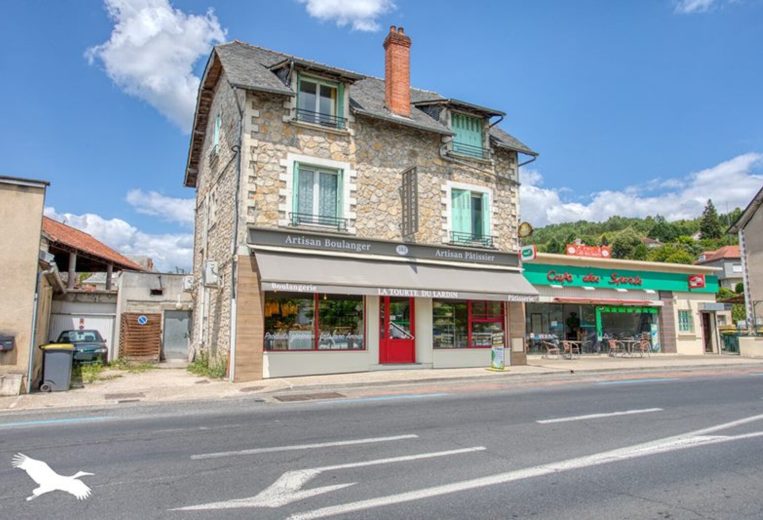 Vente immeuble   Le Lardin-Saint-Lazare (24570) — photo 1