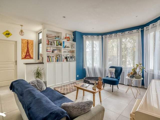 Villa de 6 pièces principales — photo du bien