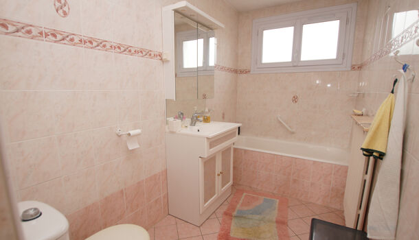 Villa / Maison 5 pièces  à vendre Bourgoin-Jallieu 38300