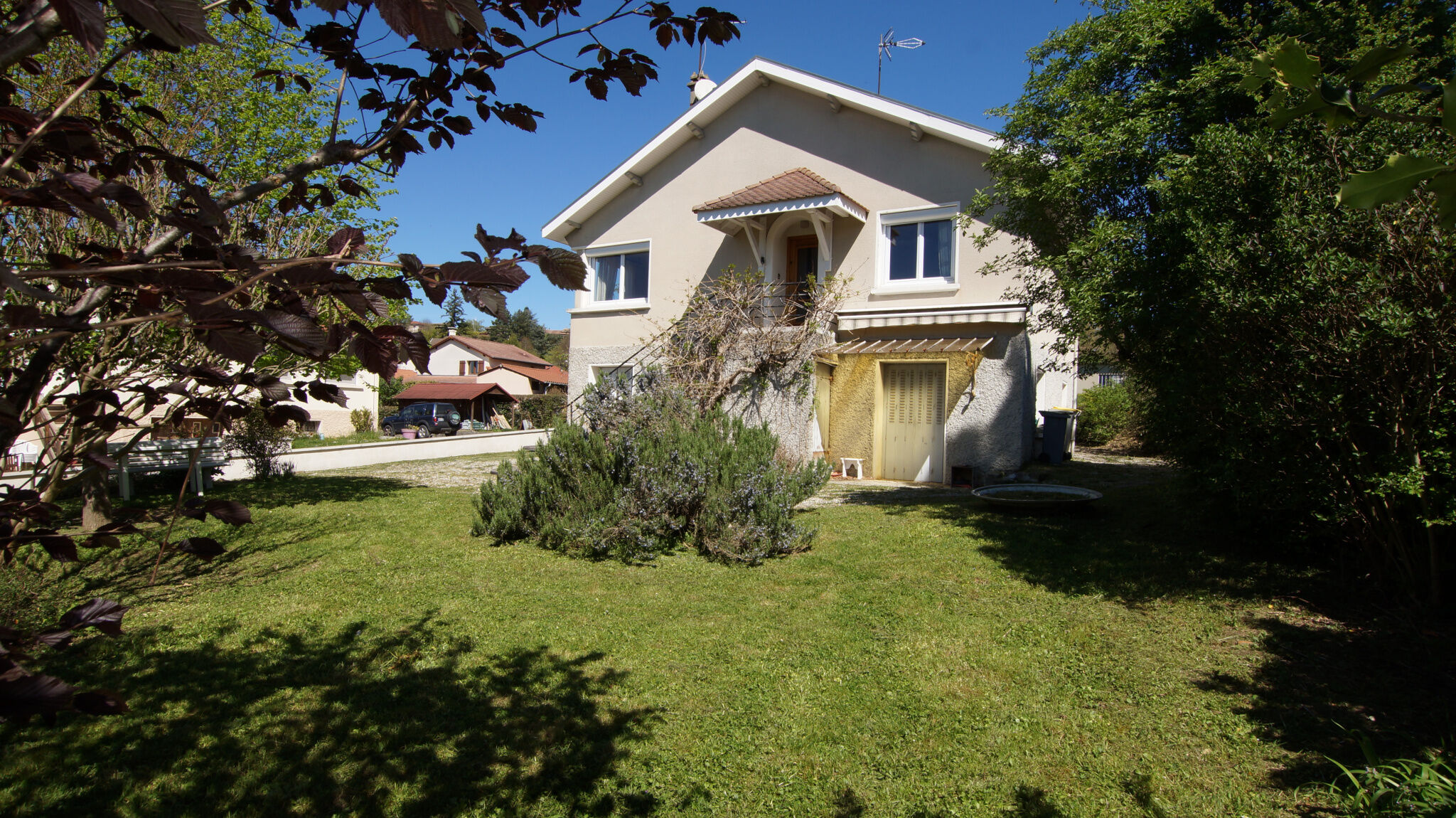 Villa / Maison  T5 à vendre Bourgoin-Jallieu 38300