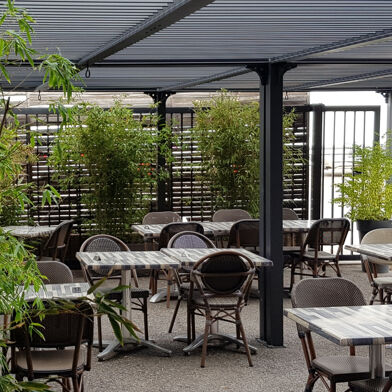 Commerce  154000 €