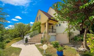 Maison 8 Pièces 144 m² à vendre à Fontaine-lès-Dijon (21121)