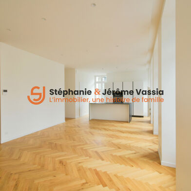 Appartement 4 pièces 383950 €