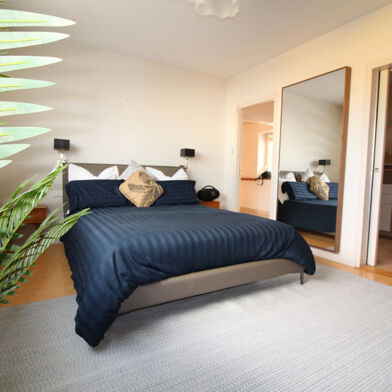 Maison 8 pièces 480 €