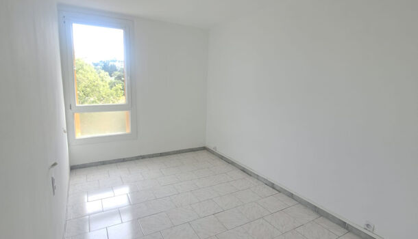 Appartement 3 pièces  à louer Marseille 12eme 13012