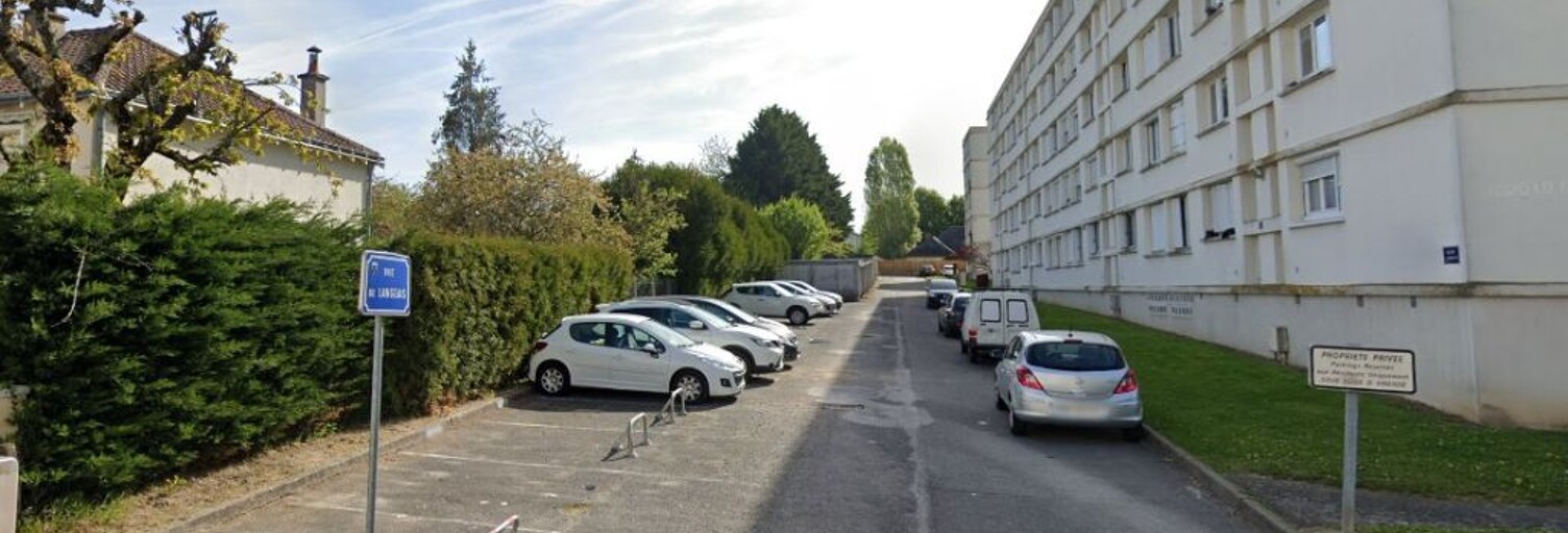 Garage   m² à louer à Tours (37100)