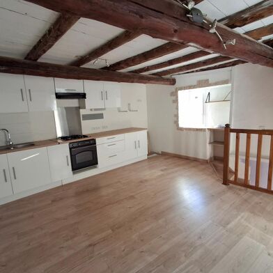 Maison 3 pièces 625 €