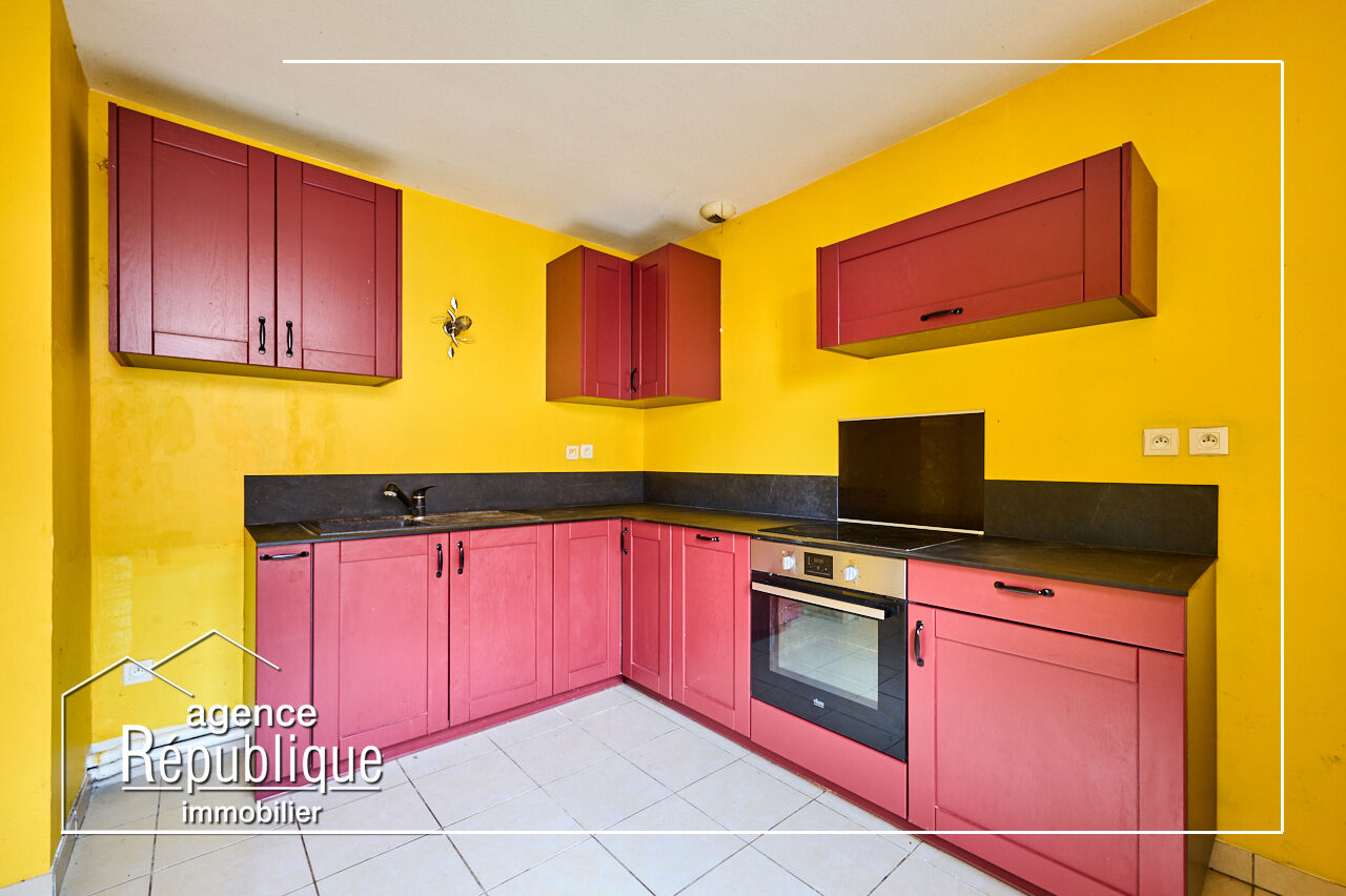 Maison avec jardin dans résidence sécurisée