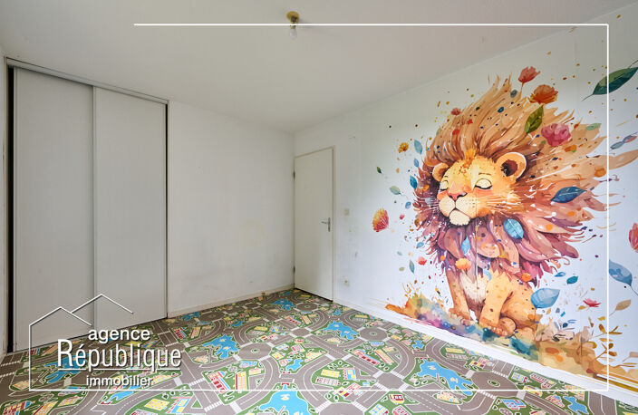 Maison avec jardin dans résidence sécurisée — photo 3