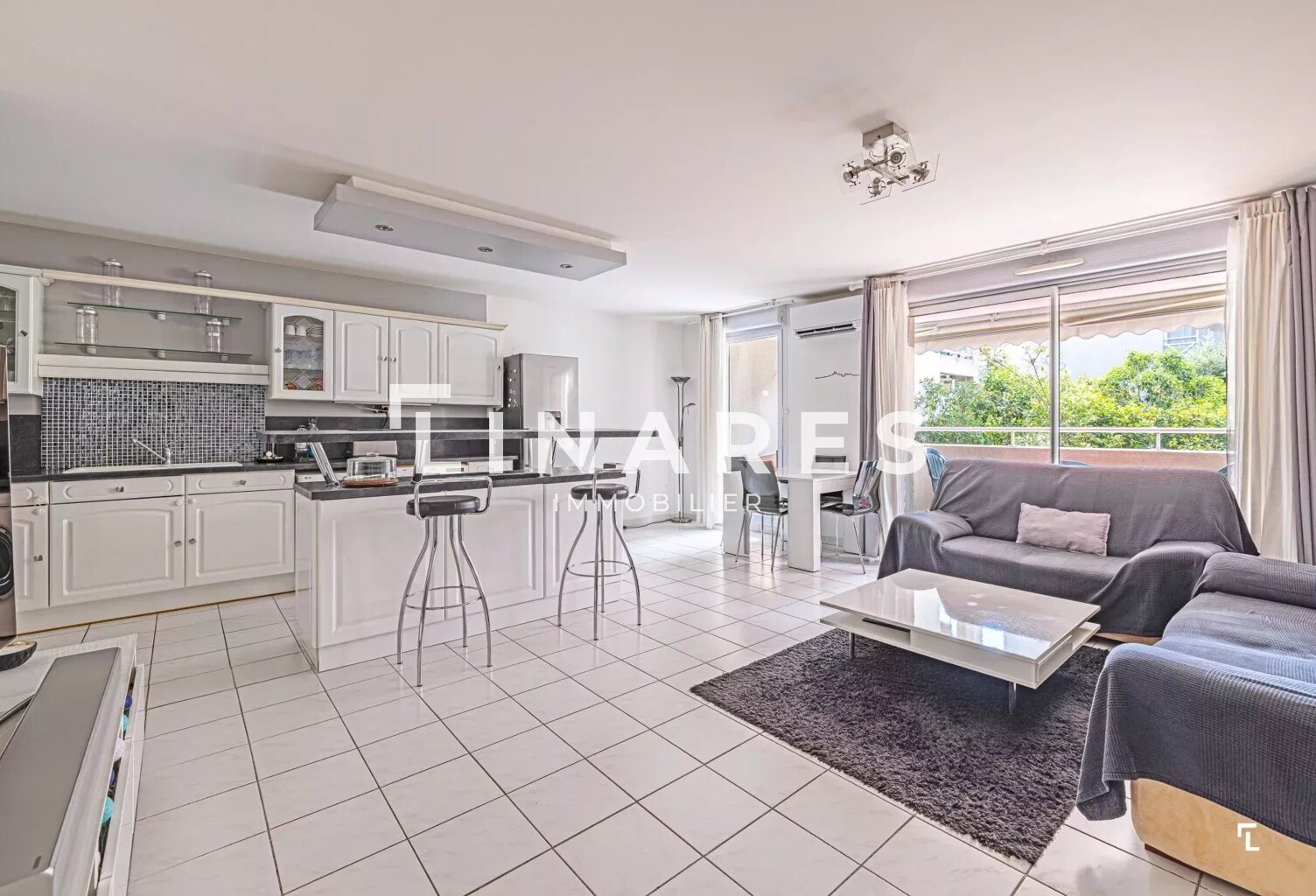 L'ÉQUILIBRE  -  Appartement T4 de 96m² - Terrasse 14m² - Parking — photo 1