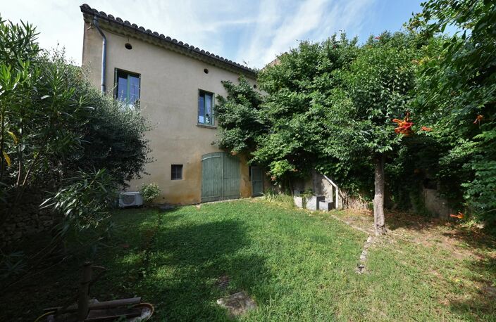 Charmante maison de village avec terrasse et jardin — photo 3