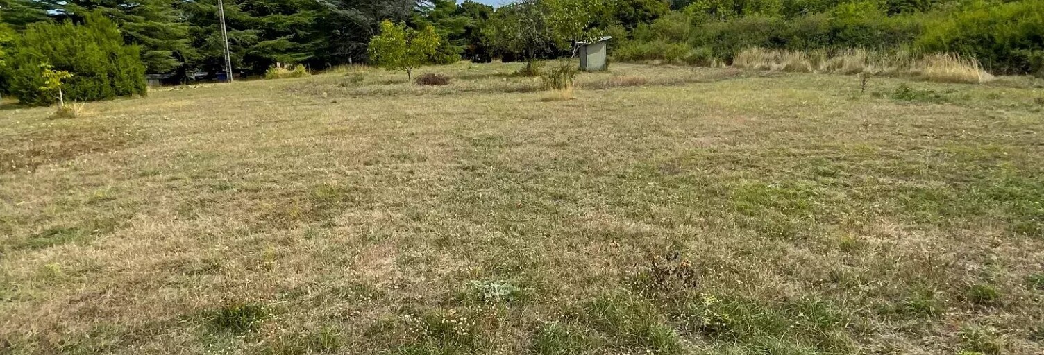 Terrain  4004 m² à vendre à Saint-Christol (84390)