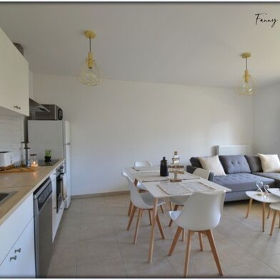 Appartement 3 pièces 275000 €