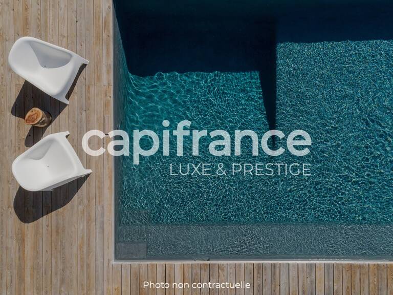 OFF MARKET : VILLA EXCEPTIONNELLE - VUE MER - PLAGE A PIED — photo 1