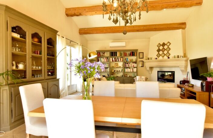Maison à vendre 5 pièces FONTVIEILLE (13) — photo 2
