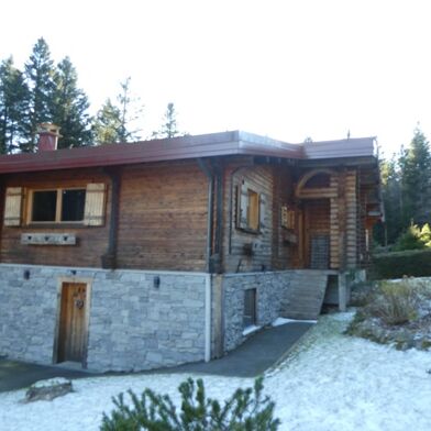 Maison 7 pièces 590000 €