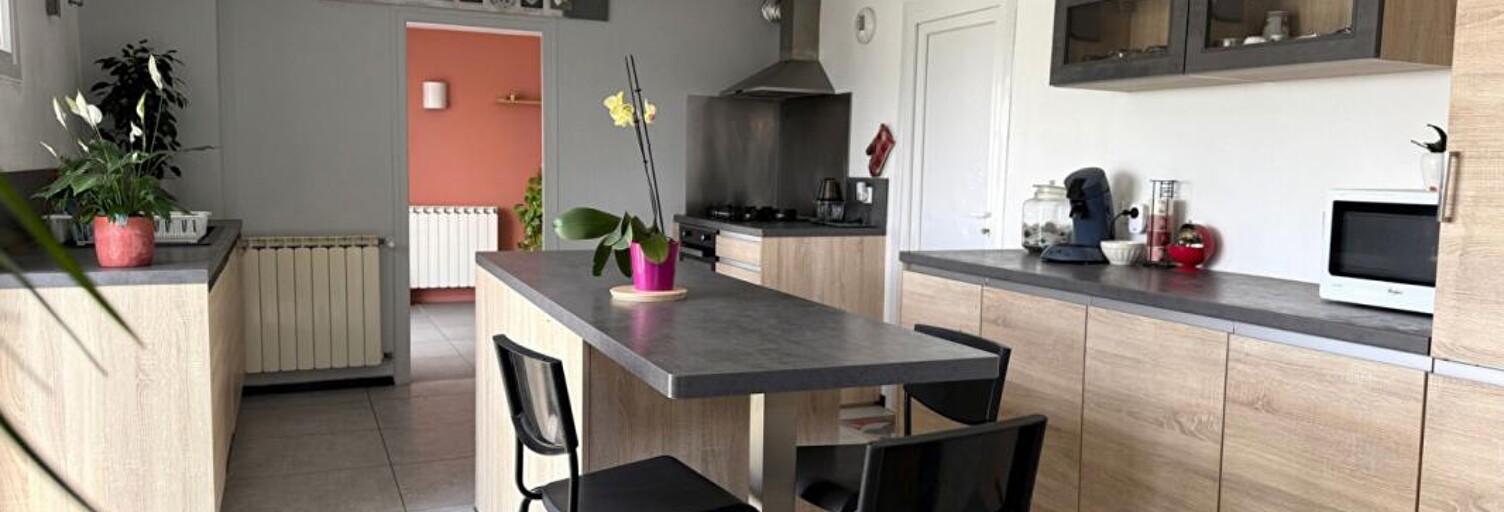 Maison 5 Pièces 110 m² à vendre à Porte-des-Bonnevaux (38260)