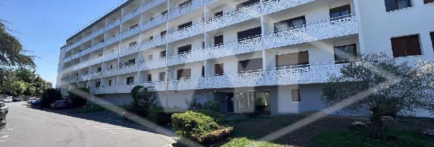 Appartement 1 Pièce 30 m² à vendre à Combs-la-Ville (77380)
