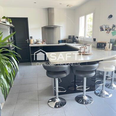 Maison 6 pièces 410000 €