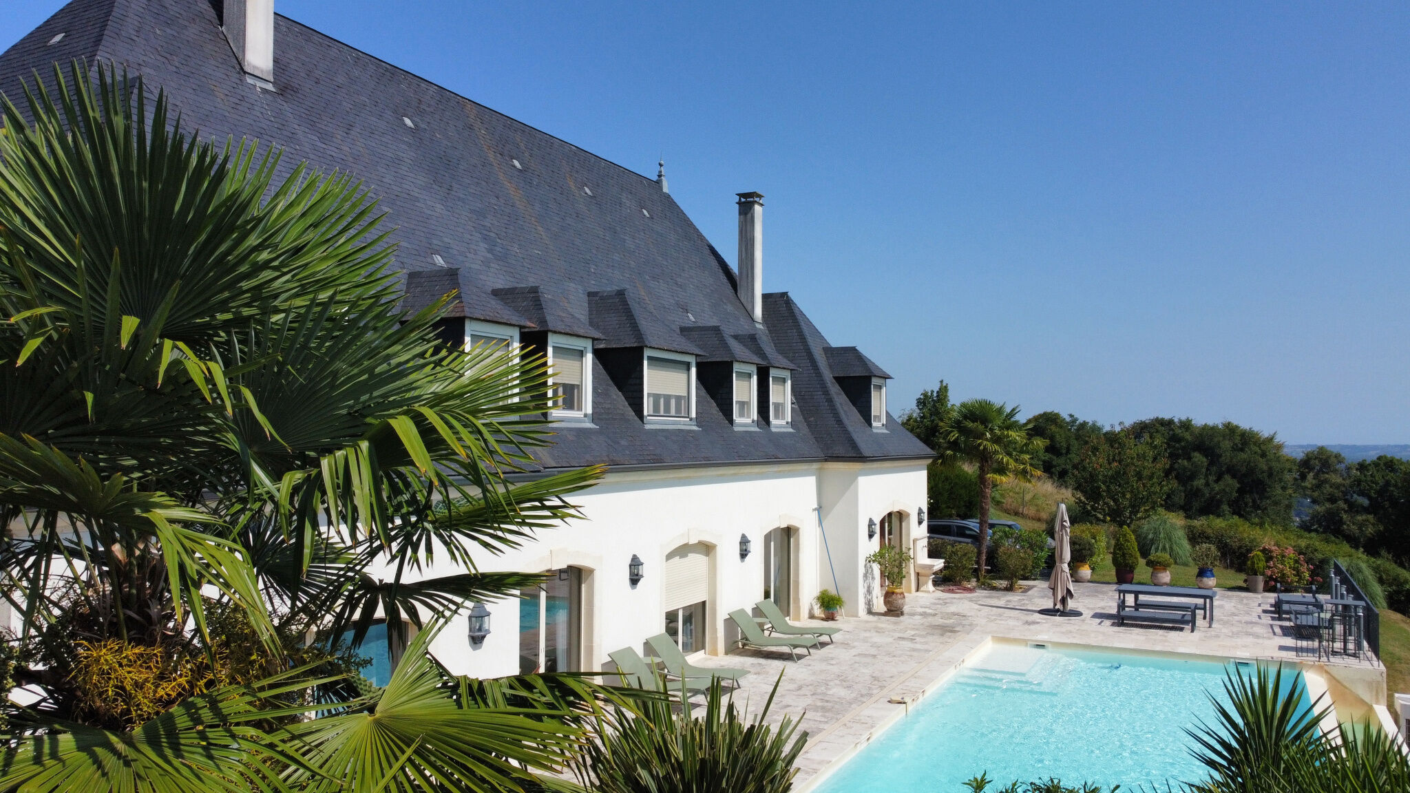 Villa / Maison  T9 à vendre Pau 64000