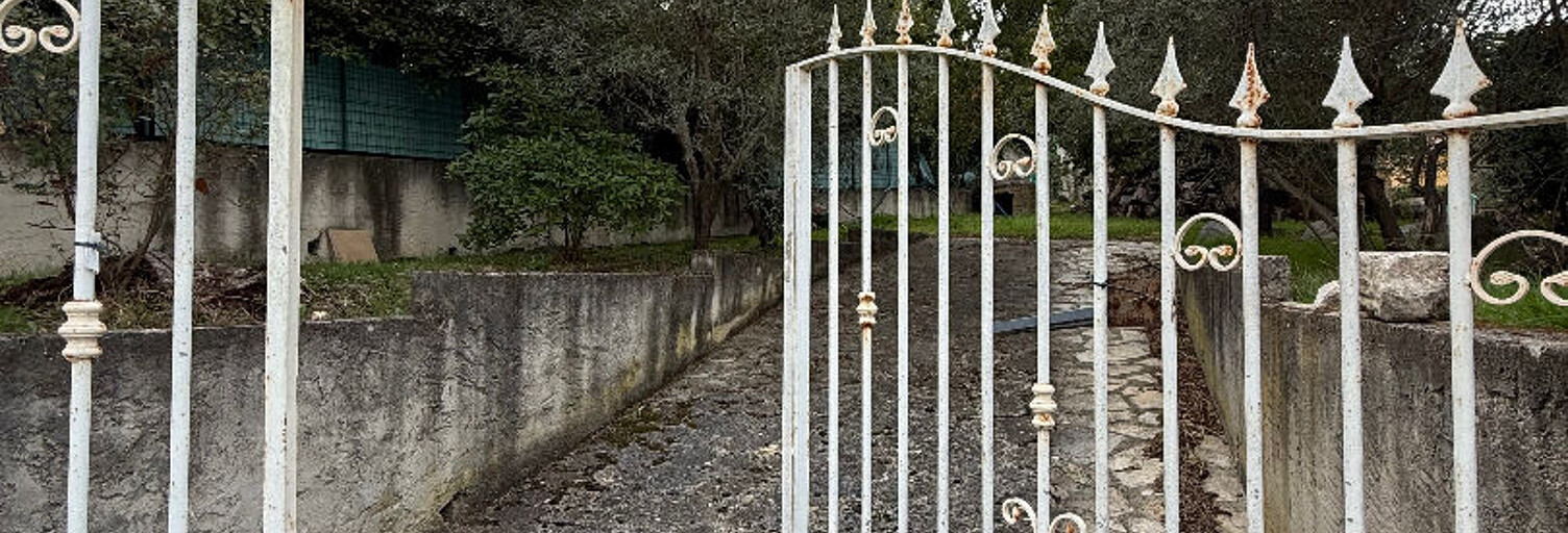 Terrain  1005 m² à vendre à Allauch (13190)