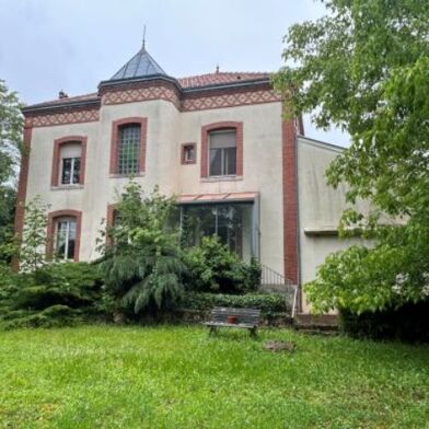 Maison 11 pièces 150000 €
