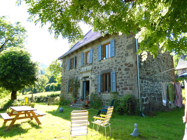 MAISON EN PIERRE RENOVEE BELLE VUE — photo du bien