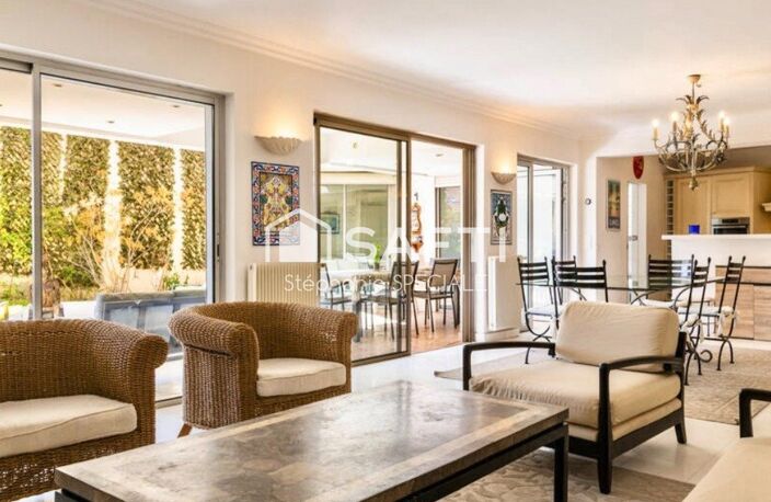 Cannes - Quartier de la Banane - Appartement d'exception 143m2 avec terrasse de 50m2 — photo 4