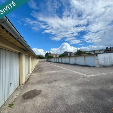 Garage  399000 €