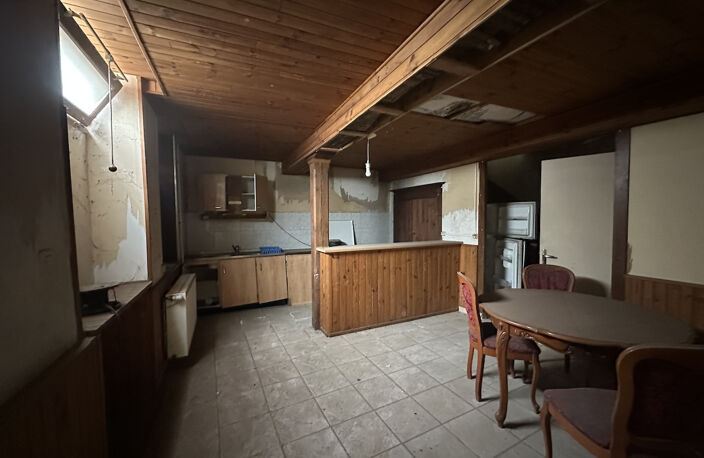 MAISON DE VILLAGE 160 M2 HAB. À RÉNOVER. — photo 5