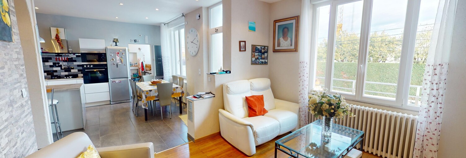 Maison 8 Pièces 201 m² à vendre à Roanne (42300)