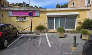 Commerce 3 Pièces 51 m² à louer à Le Lavandou (83980)
